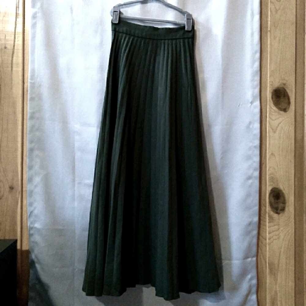 Simply Retro Midi Skirt